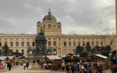 Plan Your 2026 Holiday Market Experience Now